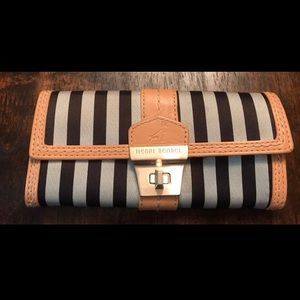Henri Bendel Wallet